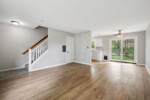 425 Dorset St Unit 19, South Burlington, VT 05403