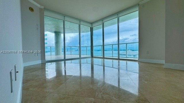 218 SE 14th St 1901, Miami, FL 33131