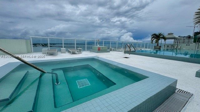 218 SE 14th St 1901, Miami, FL 33131
