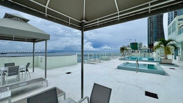 218 SE 14th St 1901, Miami, FL 33131