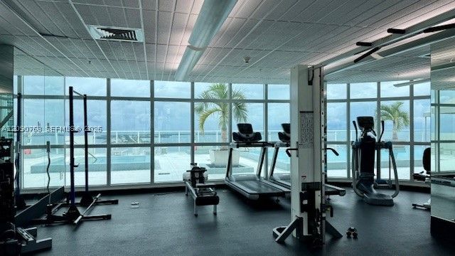 218 SE 14th St 1901, Miami, FL 33131