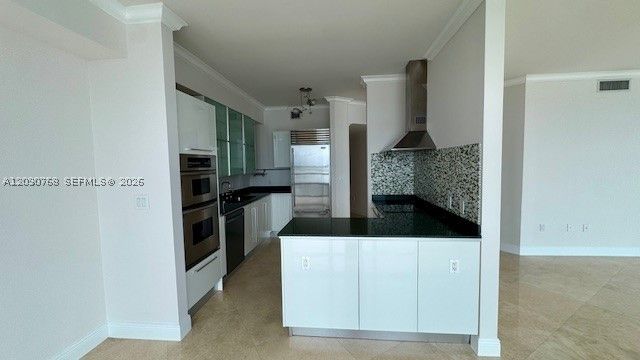 218 SE 14th St 1901, Miami, FL 33131