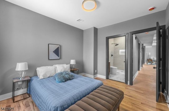 219 Clerk St, Jersey City, NJ 07305