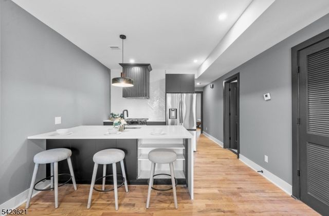 219 Clerk St, Jersey City, NJ 07305