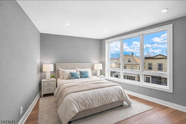 219 Clerk St, Jersey City, NJ 07305