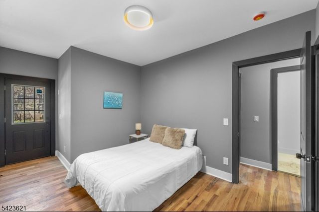 219 Clerk St, Jersey City, NJ 07305