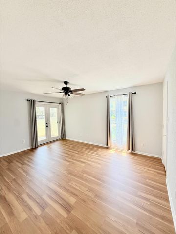 14555 Wunderlich Drive 2001, Houston, TX 77069