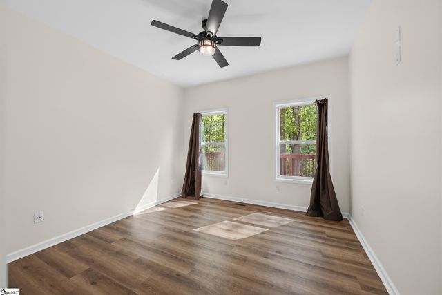 2134 Geer Highway, Travelers Rest, SC 29690