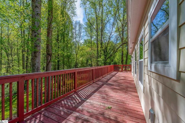 2134 Geer Highway, Travelers Rest, SC 29690