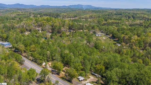 2134 Geer Highway, Travelers Rest, SC 29690