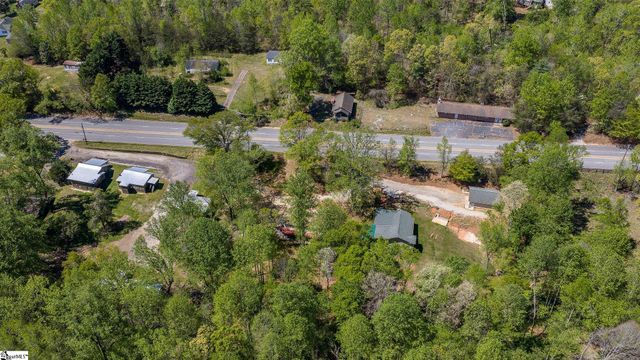2134 Geer Highway, Travelers Rest, SC 29690