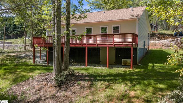 2134 Geer Highway, Travelers Rest, SC 29690