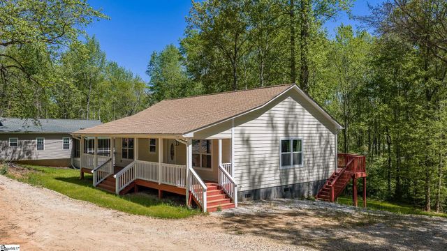 2134 Geer Highway, Travelers Rest, SC 29690