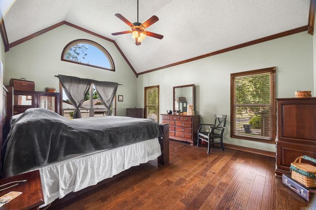 5 Breezewood Cove, Maumelle, AR 72113