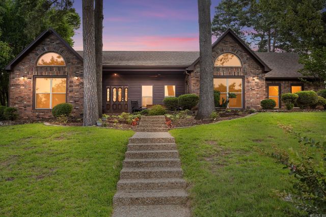5 Breezewood Cove, Maumelle, AR 72113