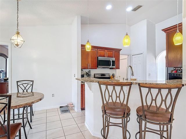 972 CAMBRIDGE COURT, Kissimmee, FL 34758