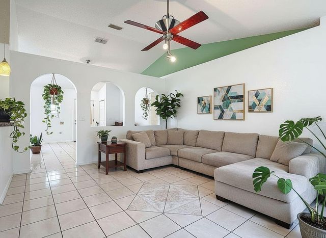 972 CAMBRIDGE COURT, Kissimmee, FL 34758