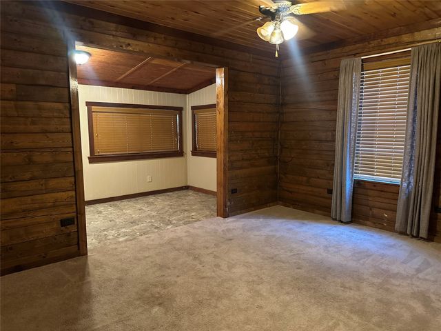 7315 Neches Street, Athens, TX 75752