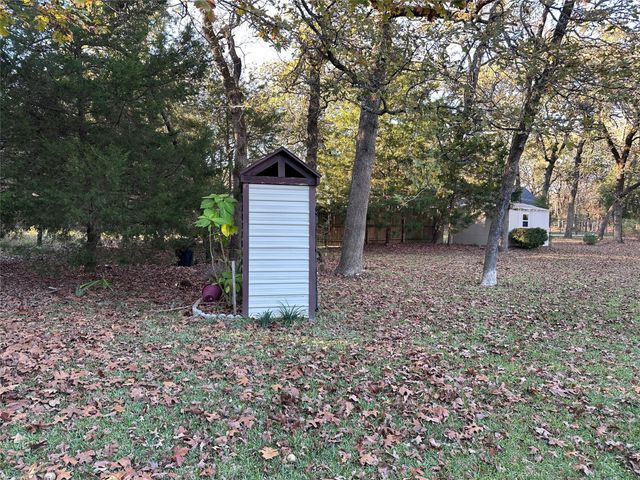 7315 Neches Street, Athens, TX 75752