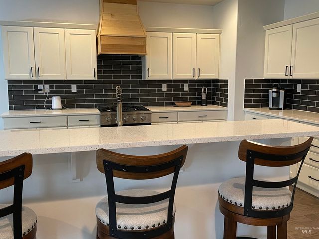 55 N Caracaras Way, Eagle, ID 83616