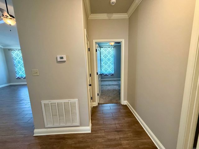 150 Shore Acres Drive, Hot Springs, AR 71913