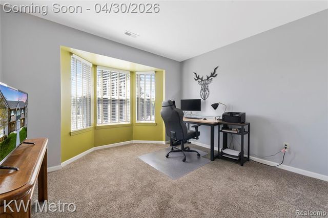 15141 Northpointe Drive, Sterling Heights, MI 48313