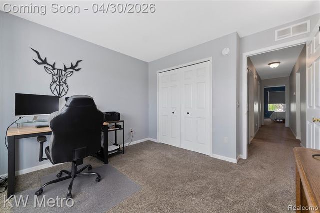 15141 Northpointe Drive, Sterling Heights, MI 48313