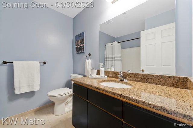 15141 Northpointe Drive, Sterling Heights, MI 48313