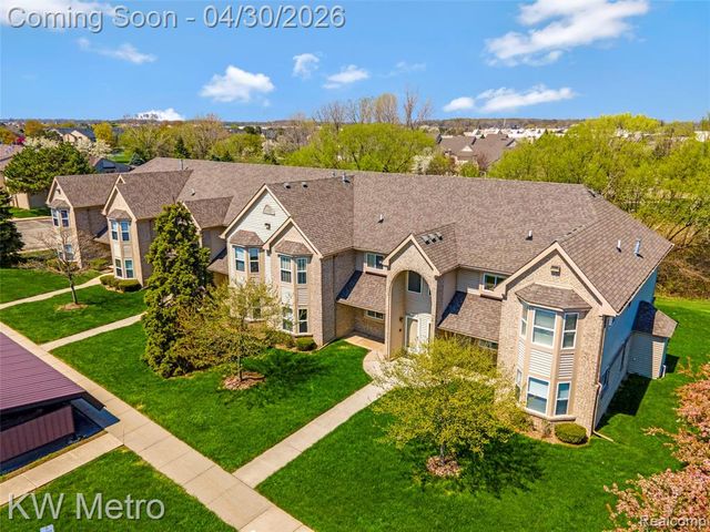15141 Northpointe Drive, Sterling Heights, MI 48313