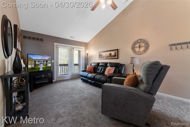 15141 Northpointe Drive, Sterling Heights, MI 48313