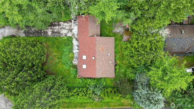 592 Sprague Valley Drive, Maple Falls, WA 98266