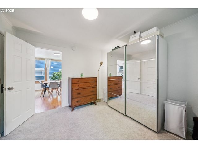 2055 N ALBERTA St, Portland, OR 97217