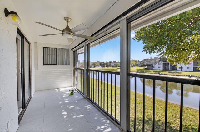 15453 Lakes Of Delray Boulevard 204, Delray Beach, FL 33484