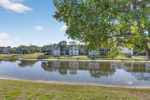 15453 Lakes Of Delray Boulevard 204, Delray Beach, FL 33484