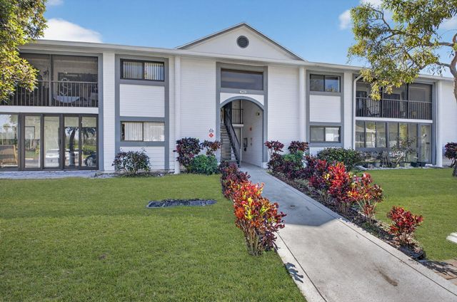 15453 Lakes Of Delray Boulevard 204, Delray Beach, FL 33484