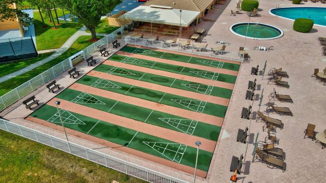 15453 Lakes Of Delray Boulevard 204, Delray Beach, FL 33484