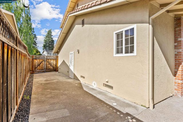 4844 Merganser Ct, Pleasanton, CA 94566