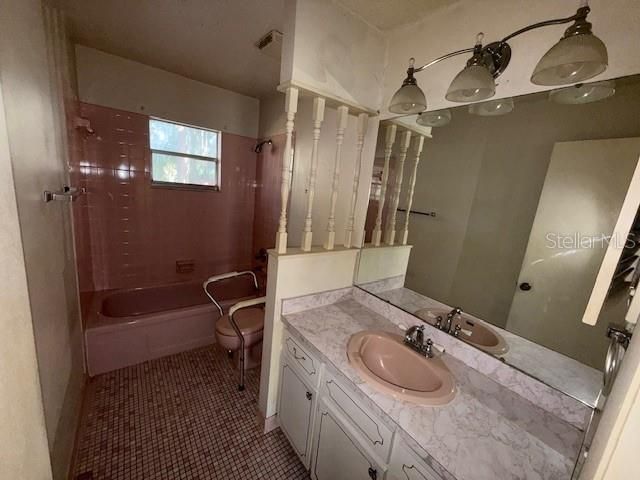 3736 PINE CIRCLE, Lake Wales, FL 33898