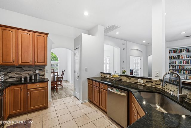 4025 LONICERA Loop, St. Johns, FL 32259