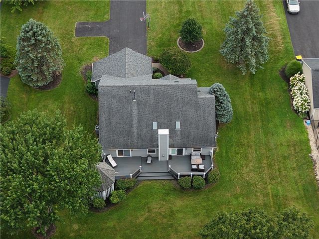 36 Crossbow Drive, Penfield, NY 14526