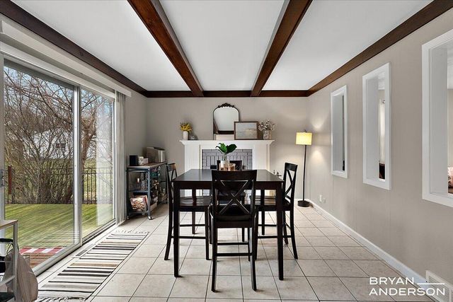 1829 Lonsdale Drive NE, Grand Rapids, MI 49503