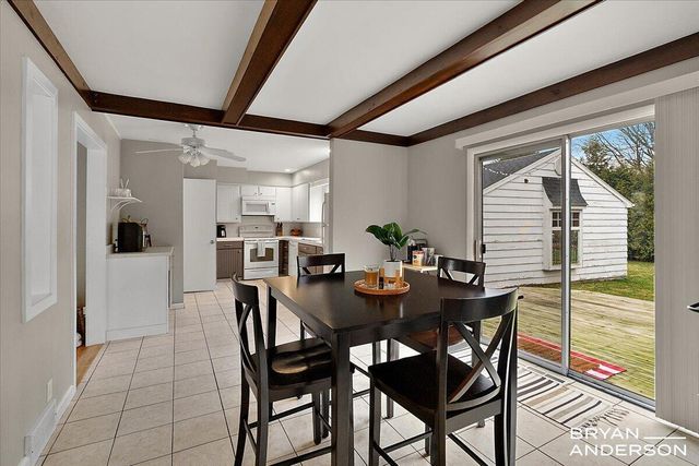 1829 Lonsdale Drive NE, Grand Rapids, MI 49503