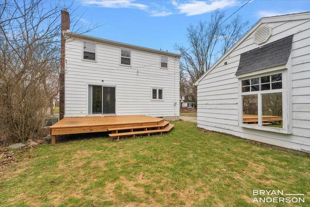 1829 Lonsdale Drive NE, Grand Rapids, MI 49503