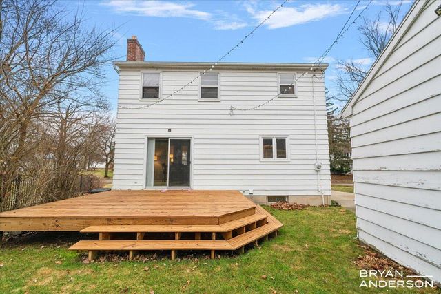 1829 Lonsdale Drive NE, Grand Rapids, MI 49503