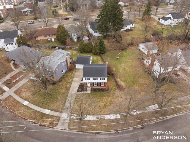 1829 Lonsdale Drive NE, Grand Rapids, MI 49503