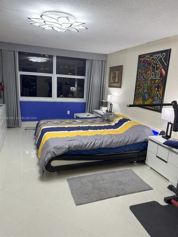 2801 NE 183rd St 310W, Aventura, FL 33160