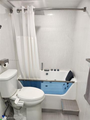 2801 NE 183rd St 310W, Aventura, FL 33160