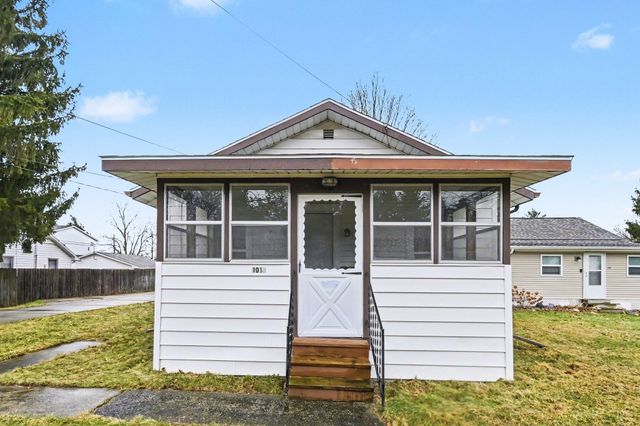 1015 Pearl Street, Dewitt Twp, MI 48906