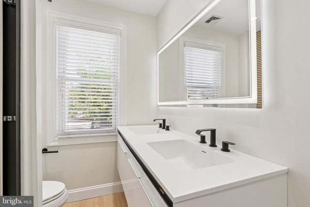 7407 ROGERS AVE, Upper Darby, PA 19082