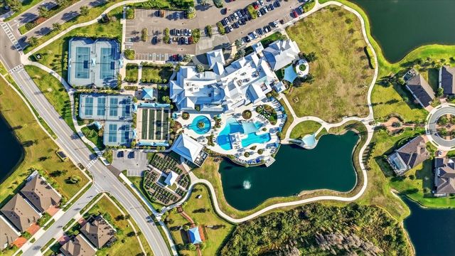 5356 BLUE CRUSH BEND, Land O Lakes, FL 34638